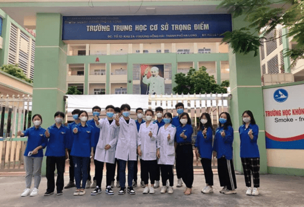Cán bộ, giáo viên, sinh viên trường Cao đẳng Y tế Quảng Ninh tham gia tiếp  sức mùa thi tốt nghiệp THPT năm 2021. – Trường Cao Đẳng Y Tế Quảng Ninh